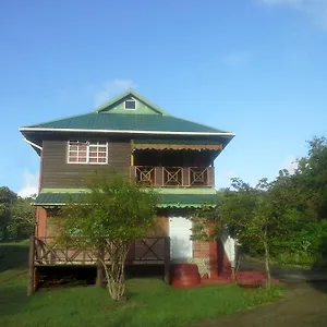Seawind Authentic St.lucian Near Plantation Apartment